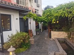 -汤宴·参须肚包鸡(南京路店)
