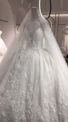 -艾米丽婚纱礼服