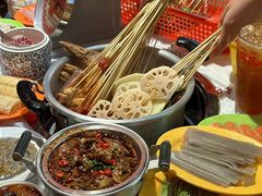 -大芊金重庆串串火锅(南京路店)