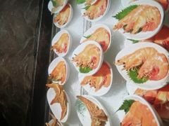 -雍容荟帝王蟹活龙虾展台自助(IFS黑金店)