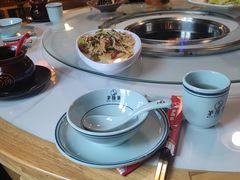 -茅台镇网红溶洞餐厅·茅帮菜馆