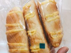 毛毛虫面包-皇冠幸福里动物奶油生日蛋糕(万达店)