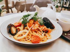 -théATRE CAKE 茶聚场(环球金融中心店)