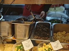 -柳州肥姨妈大骨螺蛳粉(万达中心店)