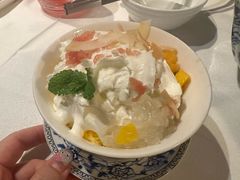 杨枝甘露绵绵冰-四季民福烤鸭店(外滩外白渡桥店)