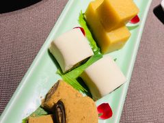 北京小吃拼盘-北平盛世·新京菜·北京烤鸭(劲松·双井店)