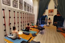 -成都阿难陀艾扬格瑜伽中心