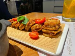 鹅肝酱莲藕盒-花舍·新派粤菜·西餐·下午茶(亚运村·鸟巢店)