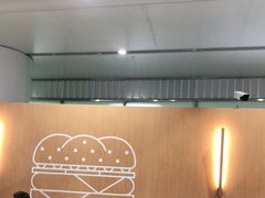 -麦当劳(北京大兴机场二层国内到达(安检外)店)