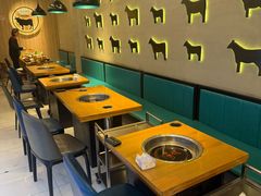 -牛串门串串香(东直门簋街总店)