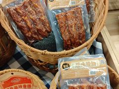 -三江购物(锦诚店)