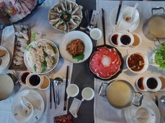 -红鼎豆捞·非遗鲍皇汤火锅(宝丰路店)