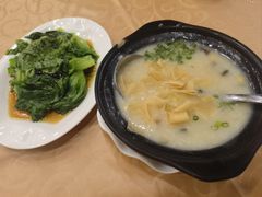 -海港酒楼·平价海鲜·茶点(小公园店)