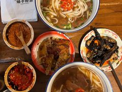 -矮子粉店1985·长沙米粉(湘春路店)
