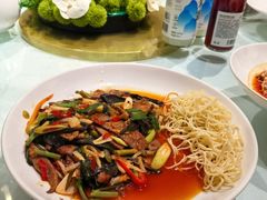 -渝信川菜 · 川味家常菜(财富购物中心店)