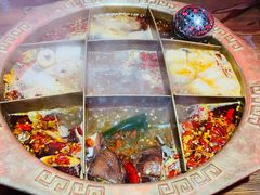 -乐山串串香老火锅(鼓楼店)