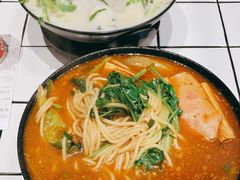 -肥汁米蘭香港米线(长宁来福士店)