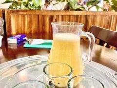 -胡须哥网红竹筒菜