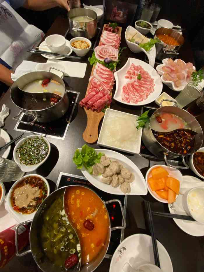 余香精品小火锅(布里斯班店)-"朋友推荐的火锅店,专程打车前往.