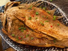 -蜜桃餐厅·伴山(湖滨商业街店)