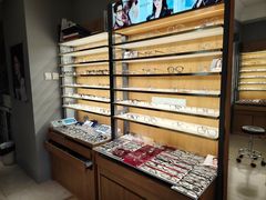 -优医视平价眼镜蔡司依视路折扣工厂店(德胜门店)