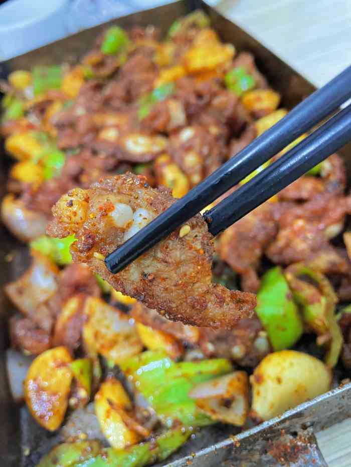 之前从来没吃过戳子肉其实出了很多店听朋友说李村这家店不错周六就来