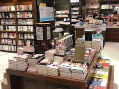 -诚品(信义店)