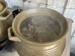 -辉记虾塘海鲜农庄