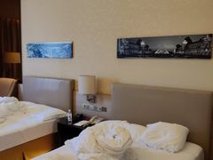 -广州花都皇冠假日酒店