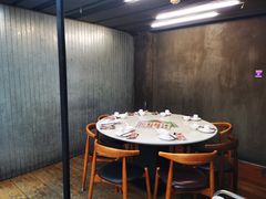 包厢-肥仔文澳门猪骨煲(南京西路店)