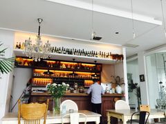 -MOMENT湖景餐厅(解放路店)