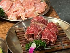秘制卷牛肋排-西塔老太太泥炉烤肉(万柳华联店)