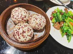 七彩燕麦流沙包-金翠河烧鹅餐厅(北城天街店)
