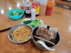 -达道武仔牛肉店(广达路店)