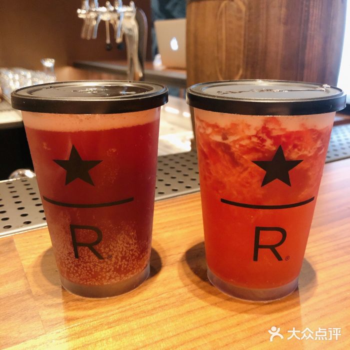 星巴克臻选(世茂广场店)蓝莓星空图片
