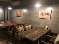 -HIGH FIVE哈福手工汉堡(桂林路店)