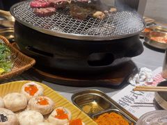 -草家酱蟹炭火烤肉店(珲春南路一店)