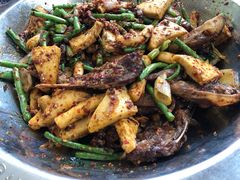 -嘎嘎鸭下巴·爆辣干锅(女人街店)