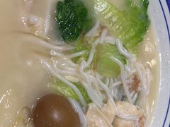 -肥汁米蘭香港米线(长宁来福士店)