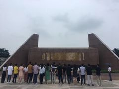 -上海市龙华烈士陵园