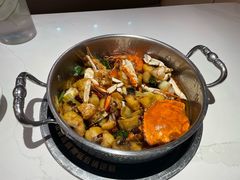 -七欣天香辣蟹火锅(闵行浦江欢乐颂店)
