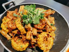 -川流不息·地道川菜·小龙虾(松东路店)