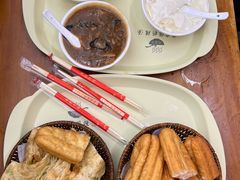 -穆彦华逍遥镇胡辣汤(岗坡路店)