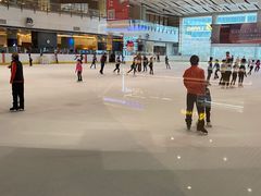 -冰纷万象滑冰场(沈阳万象城店)
