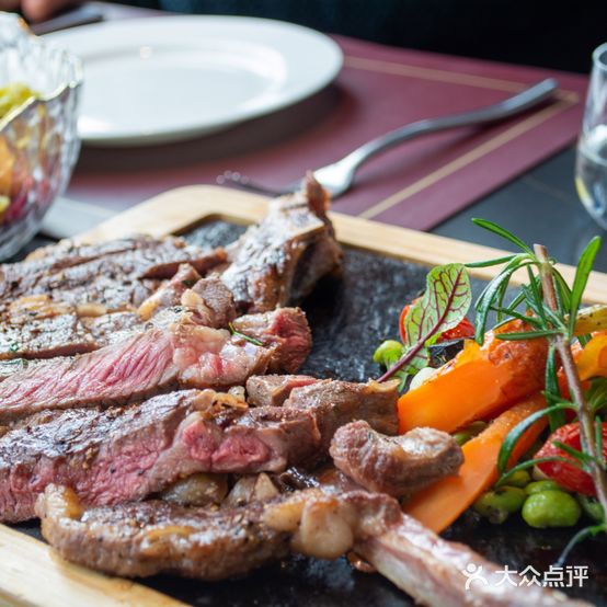 秘笙城景酒会(万达总部国际大厦店)