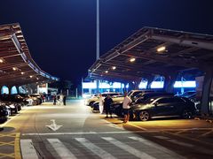 -平望服务区·停车场