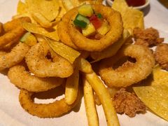 -MARU玛露音乐餐厅(大学路店)