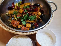 -拿渡麻辣香锅(世茂广场·工三店)