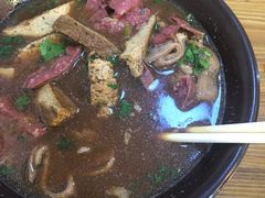 -六爷门框百年卤煮