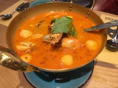 泰国冬阴功海鲜汤-摩登有记·新派泰国菜(银钻广场店)